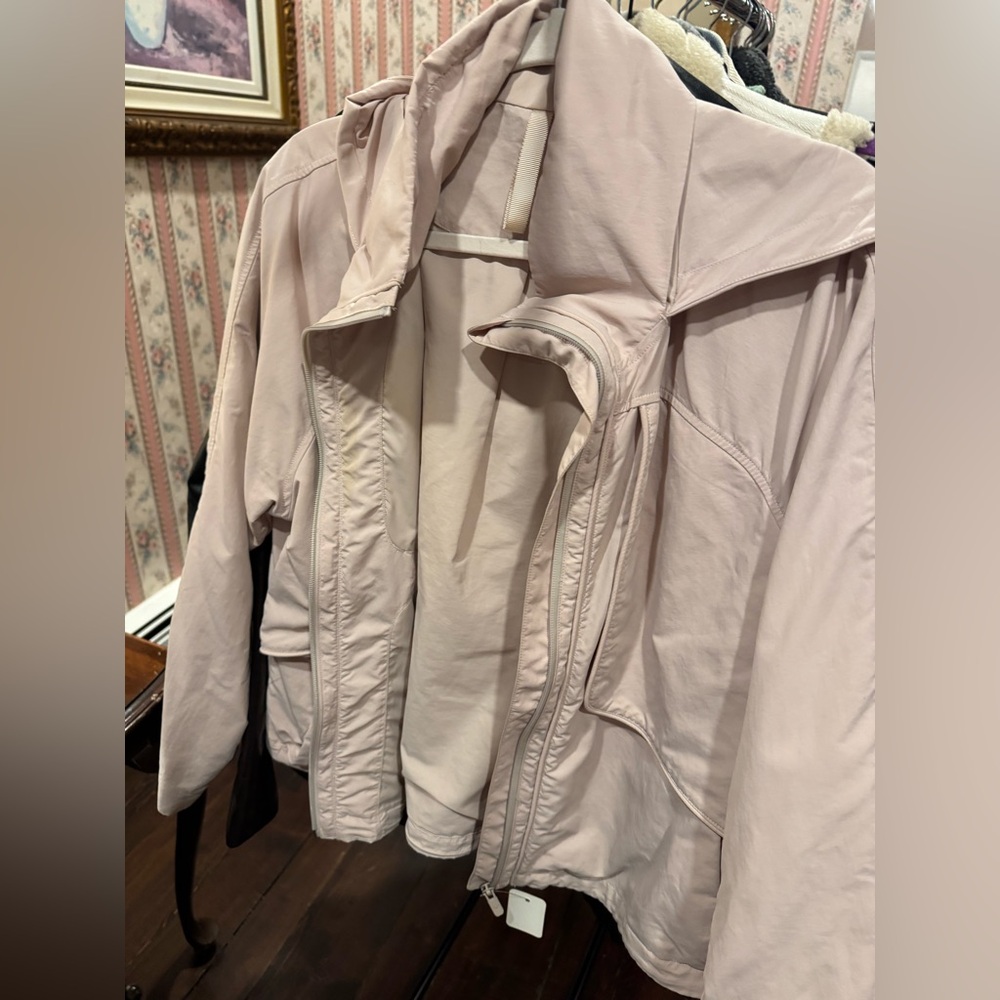 Lulu Women's Light Pink Jacket with hood